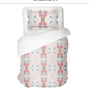 Laura Park Monets Garden pink twin XL and sham duvet set